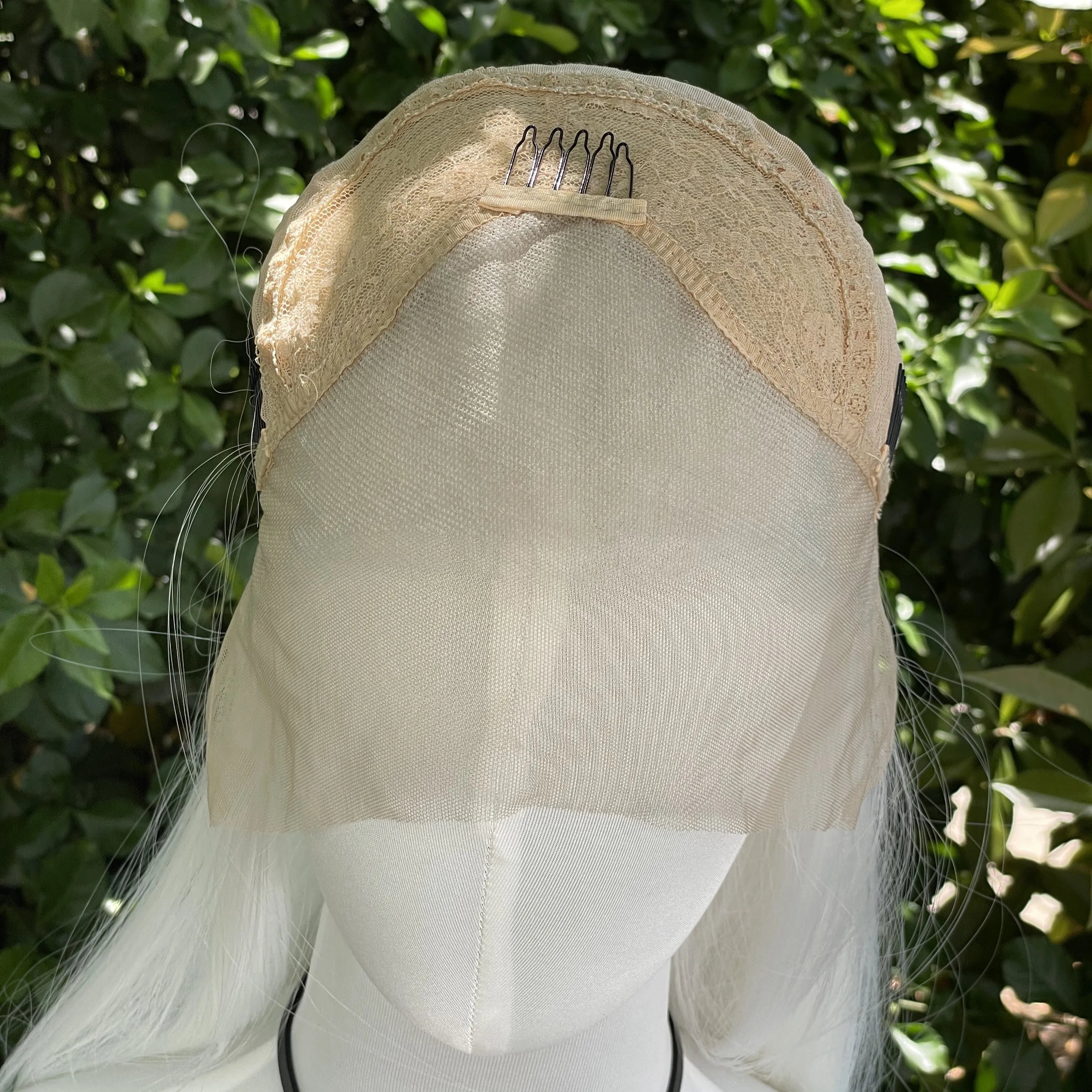 Elf Cosplay White 13x4 Lace Front Wigs for Women Synthetic 26 Inch Long Straight Free Part 150% Density Glueless Half Hand Tied