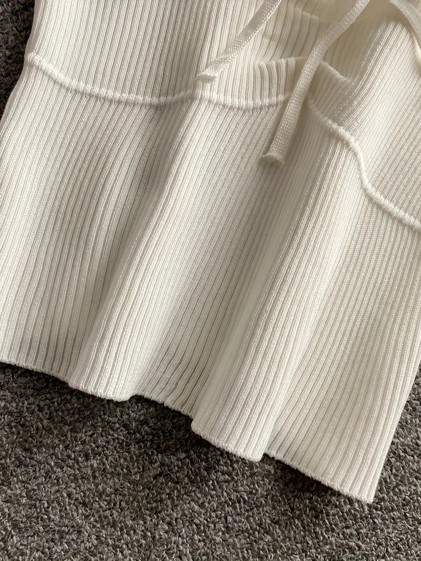 2024 Solid Color Ribbed Knotted Tank Top Casual Round Neck Tank Top For Spring & Summer Women's Clothing Knit Crop Top