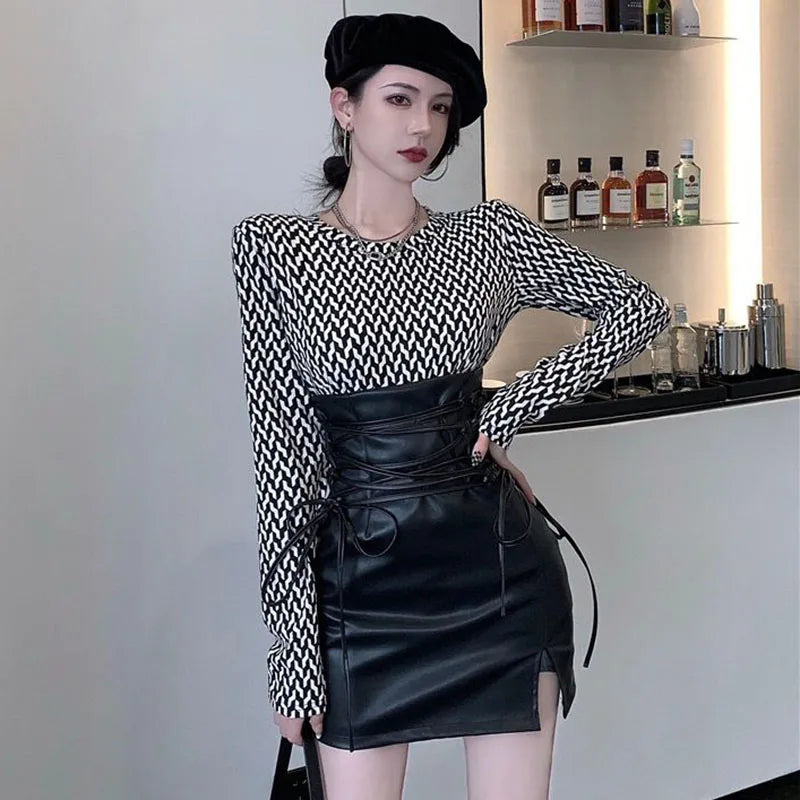 Black Leather Mini Skirts Women Gothic High Waist Slim Fit Lace Up Pencil Skirt Female Sexy Club Back Zipper Split Bag Hip Skirt