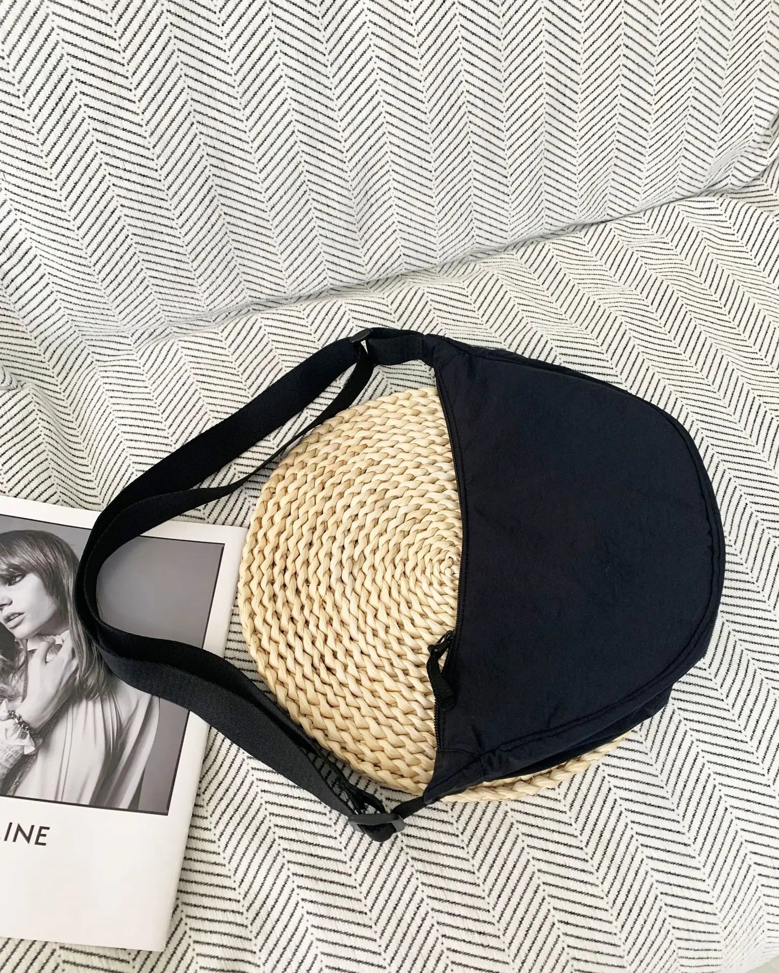 Casual Nylon Hobos Shoulder Bags for Women Lightweight Portable Ladies Crossbody Bag Simple Solid Color Female Handbags Purse