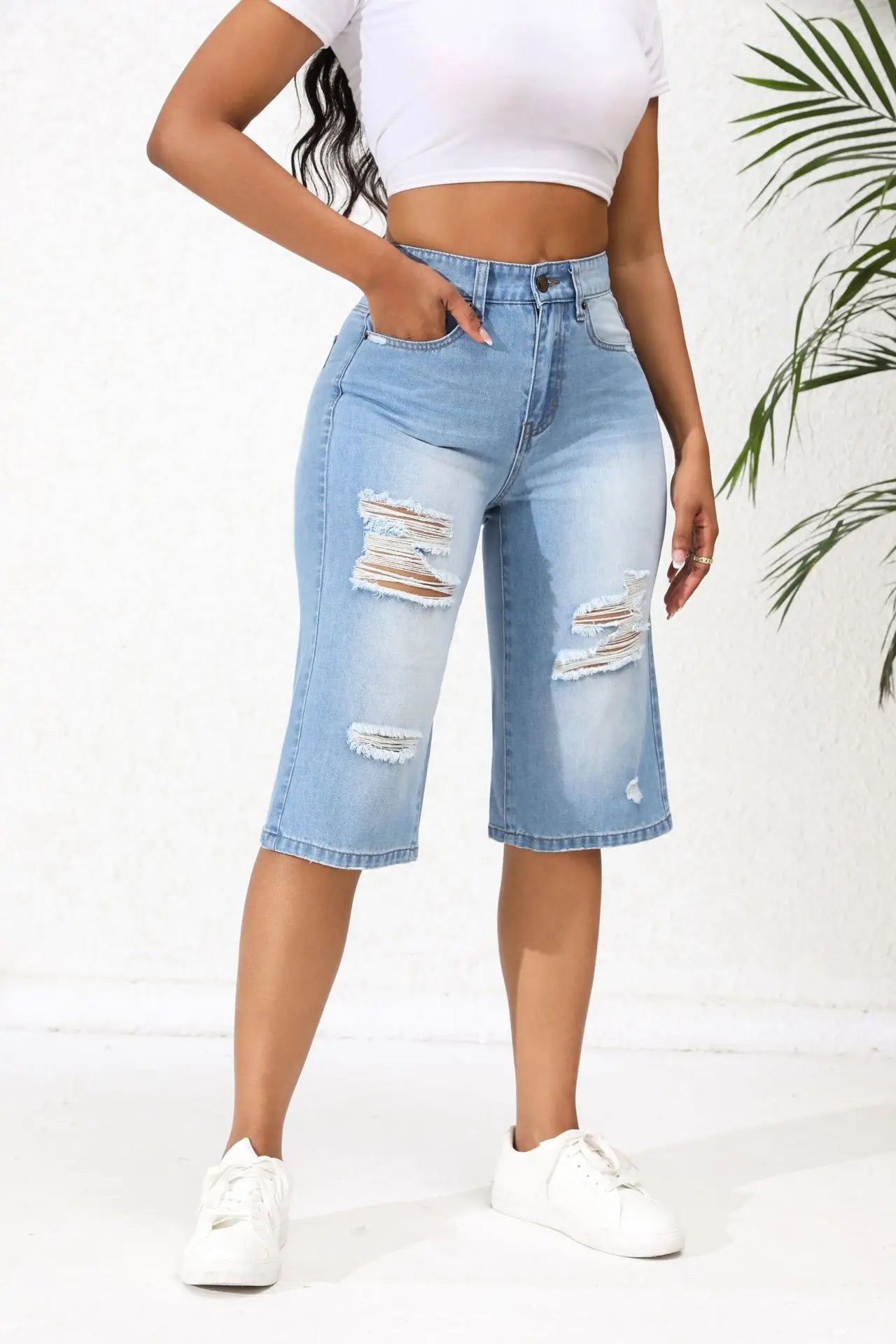 2025 Summer New Calf-Length Jeans For Women Fashion Ripped Slim Fit Butt Lift Denim Straight Legs Casual Clothing