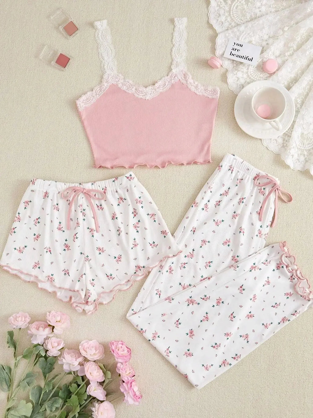 3pcs Women's Pajamas Heart-shaped Printed Vest Shorts And Pants Paired With Ribbed Fabric For Home Casual Women's Sleepwear Set