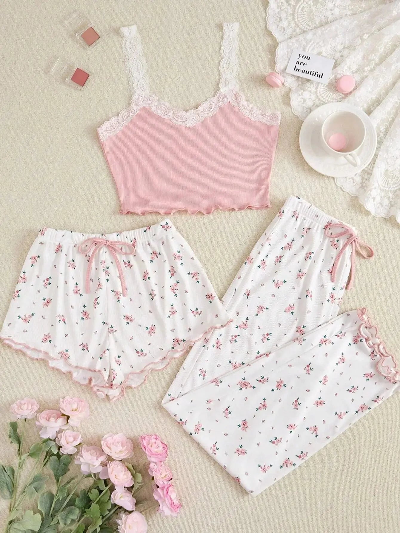 3pcs Women's Pajamas Heart-shaped Printed Vest Shorts And Pants Paired With Ribbed Fabric For Home Casual Women's Sleepwear Set