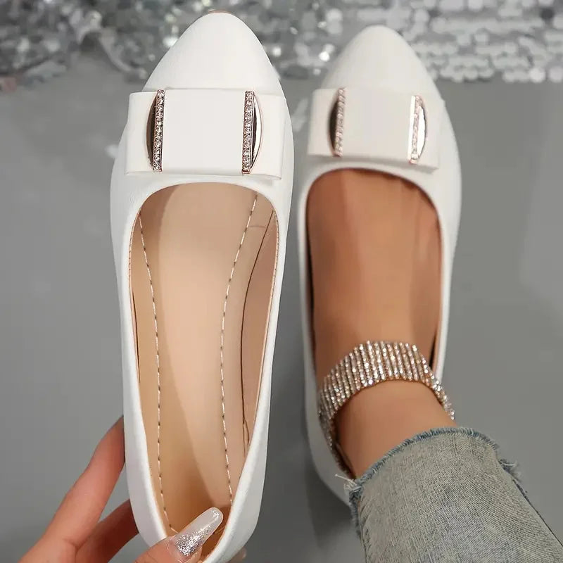 2024 Women Trend Flat New Casual Lightweight Office Dress Shoes Women Baotou Slip on Comfortable Elegant Loafers Shoes for Women