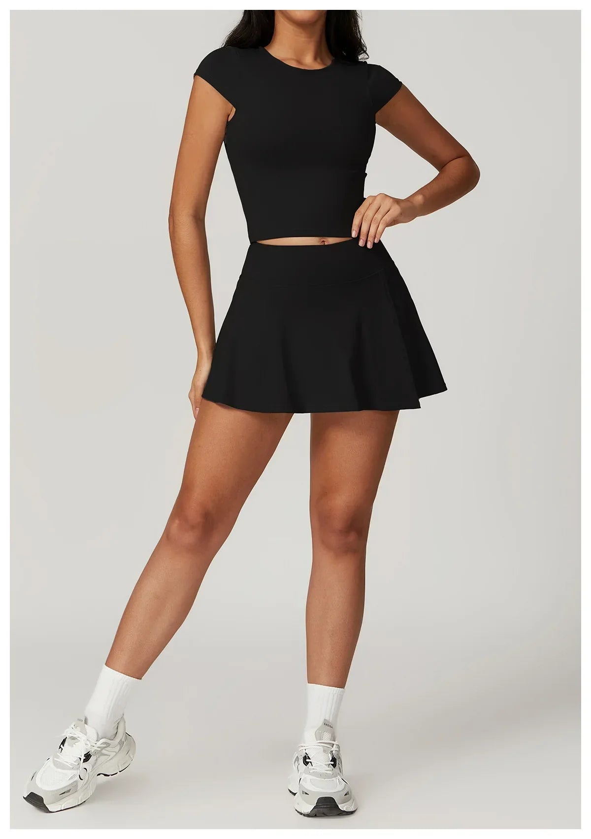 Custom LOGO women's beautiful back tight yoga set quick-drying high waist hip lift running fitness sports skirt 2-piece set