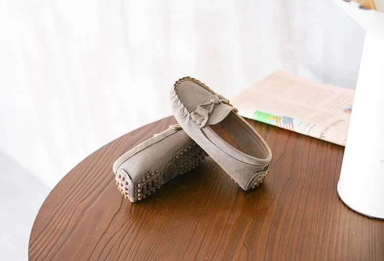 Children Loafers Shoes Boys Flat Sneakers Baby Kids Casual Shoes Toddler Girls Breathable Slip-on Shoes Soft Bottom Solid Color