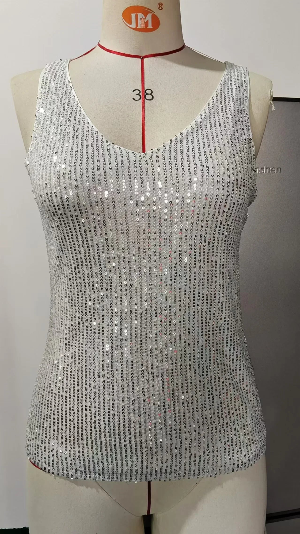 Amazon Quicktrade foreign trade explosion models Europe and the United States sexy ladies sequins summer light mature sexy V-nec