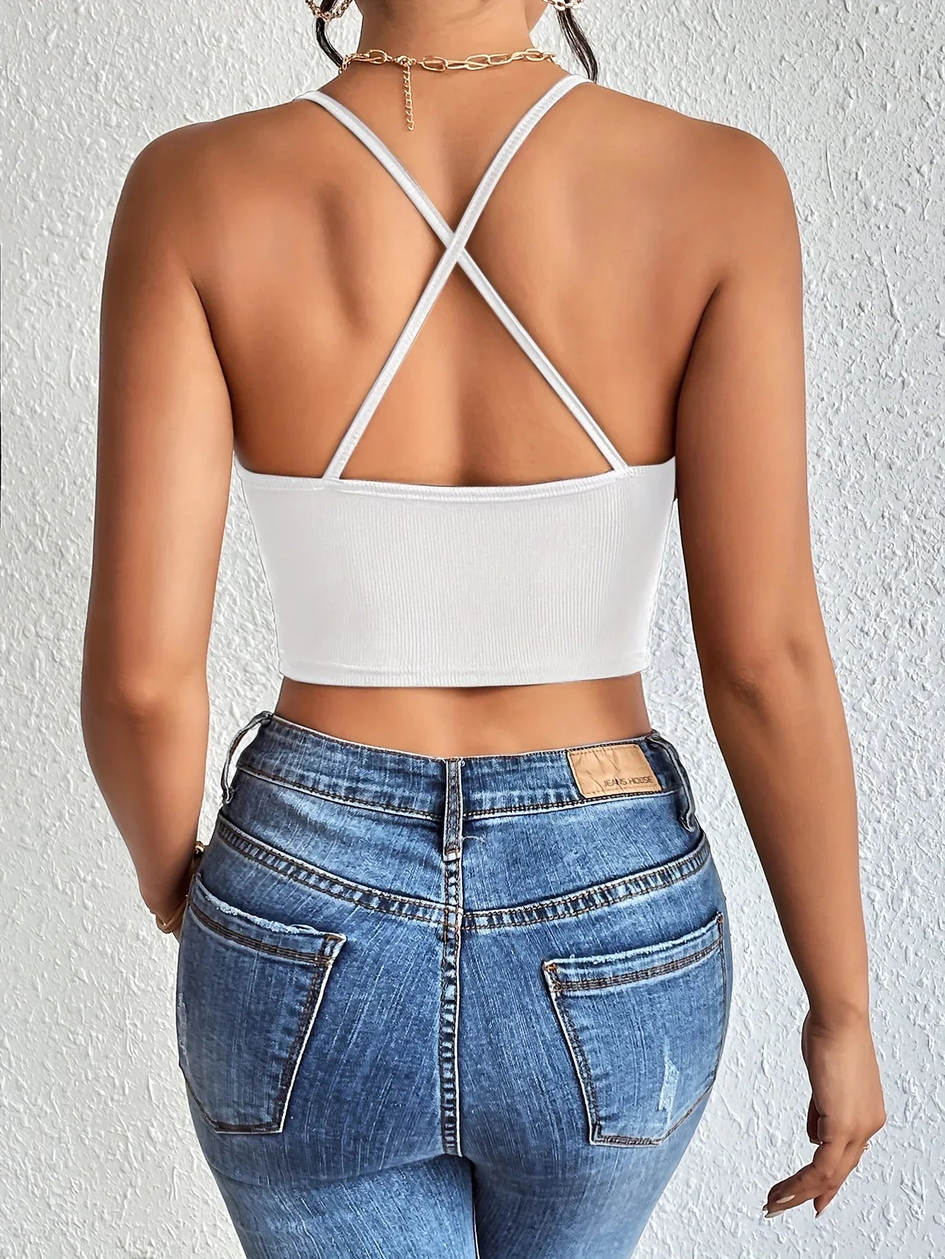 Chic Halter Neck Crop Top-Backless & Criss Cross Detail-Perfect for Summer Outings