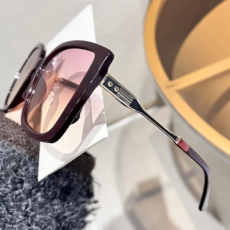 1pc Women's Large Square Frame Fashion Sunglasses - Stylish Gradient Purple Lens with Tortoiseshell Pattern
