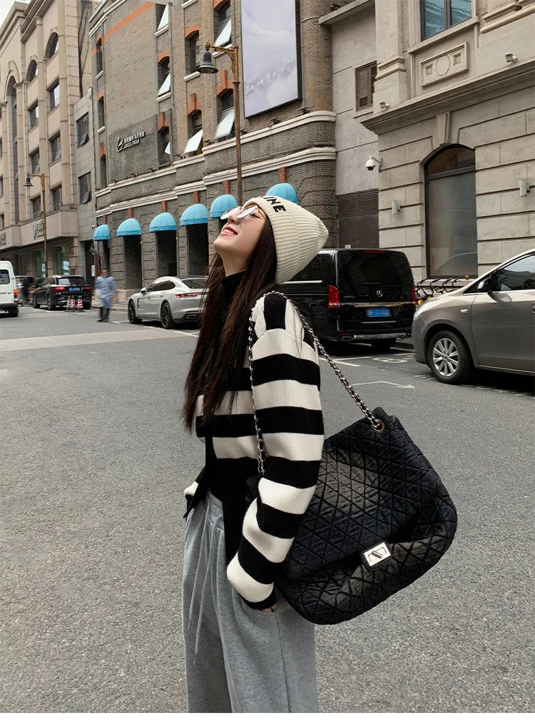 AOSSVIAO Knitted Casual Cardigan 2025 Autumn Winter Elegance Solid Color V-neck Sweater Unique and Niche Slim Fit Tops