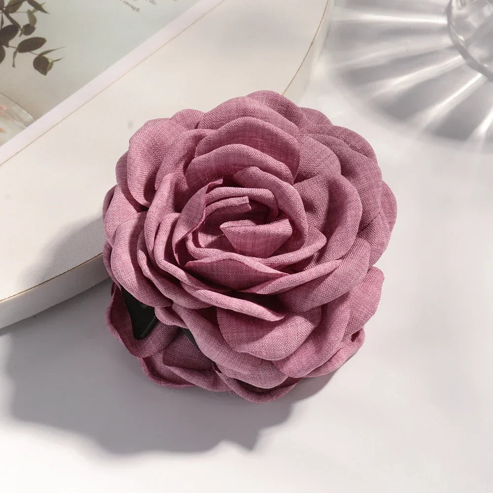 16 Colors Sweat Medium Size Cotton Fabric Rose Flower Hair Claw Clips for Women Korean Ctach Shark Clamp Hair Accessories 2024
