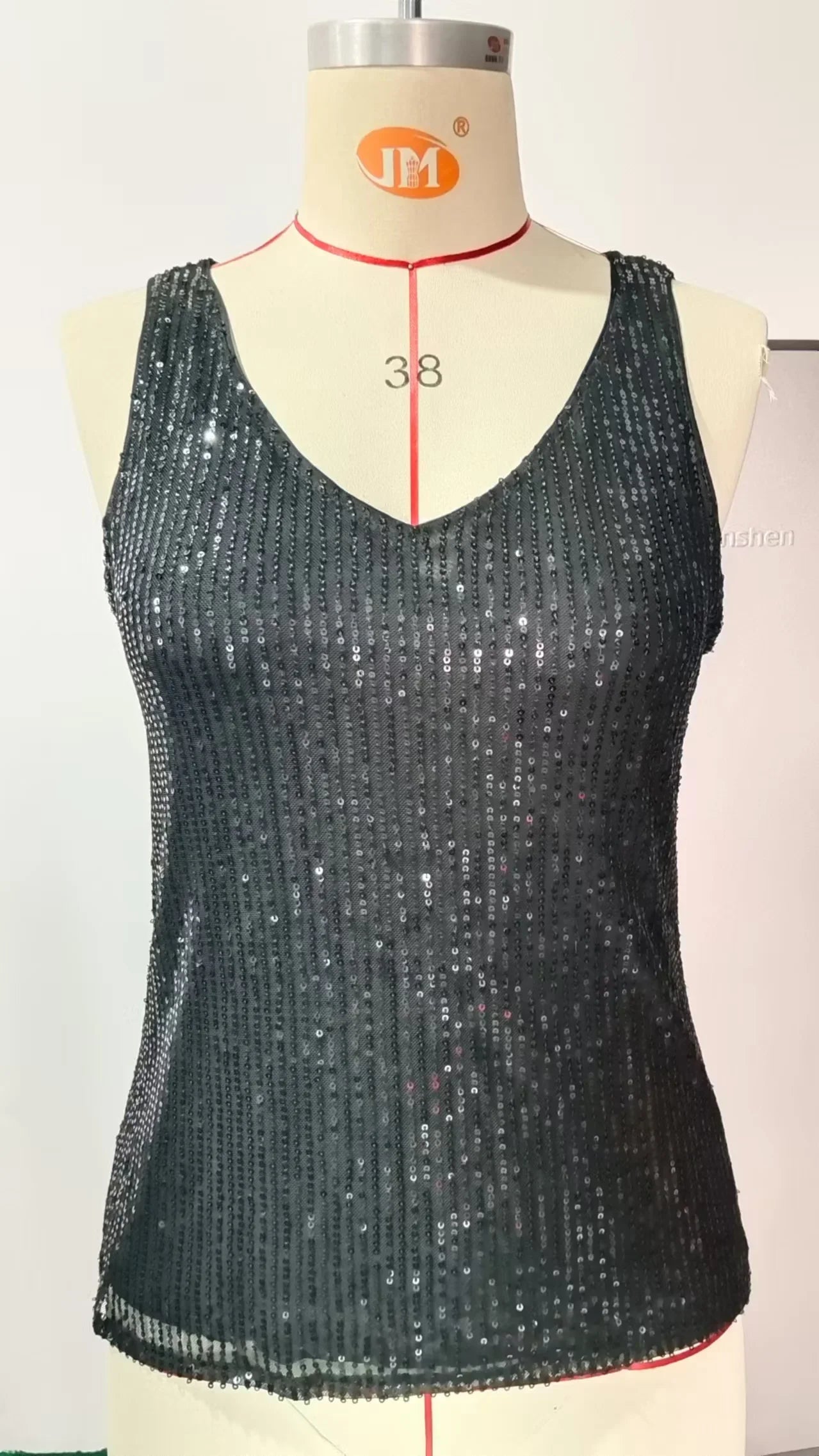 Amazon Quicktrade foreign trade explosion models Europe and the United States sexy ladies sequins summer light mature sexy V-nec