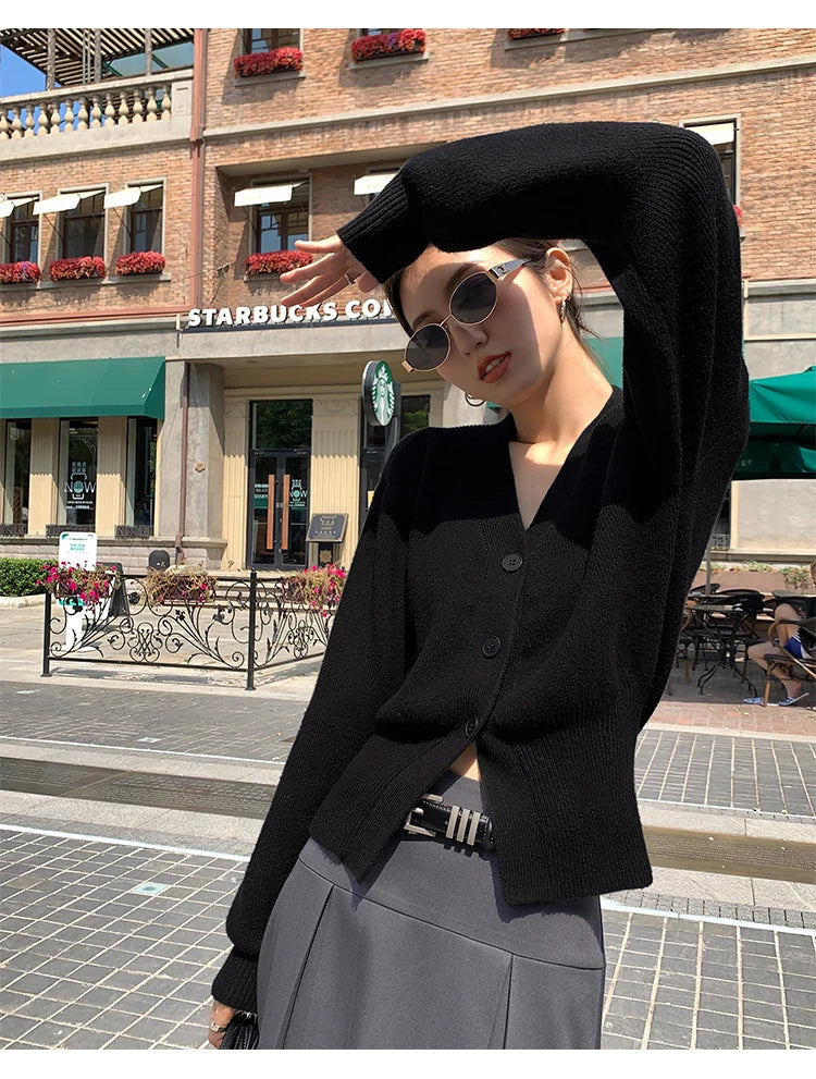 AOSSVIAO Knitted Casual Cardigan 2025 Autumn Winter Elegance Solid Color V-neck Sweater Unique and Niche Slim Fit Tops
