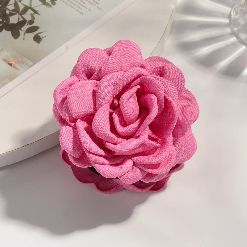 16 Colors Sweat Medium Size Cotton Fabric Rose Flower Hair Claw Clips for Women Korean Ctach Shark Clamp Hair Accessories 2024