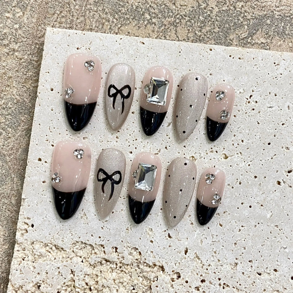 Handmade Press on Nails Black Cool European Fake Nails with Crystal Design Women Wearable Detachable Glitter Almond False Nails