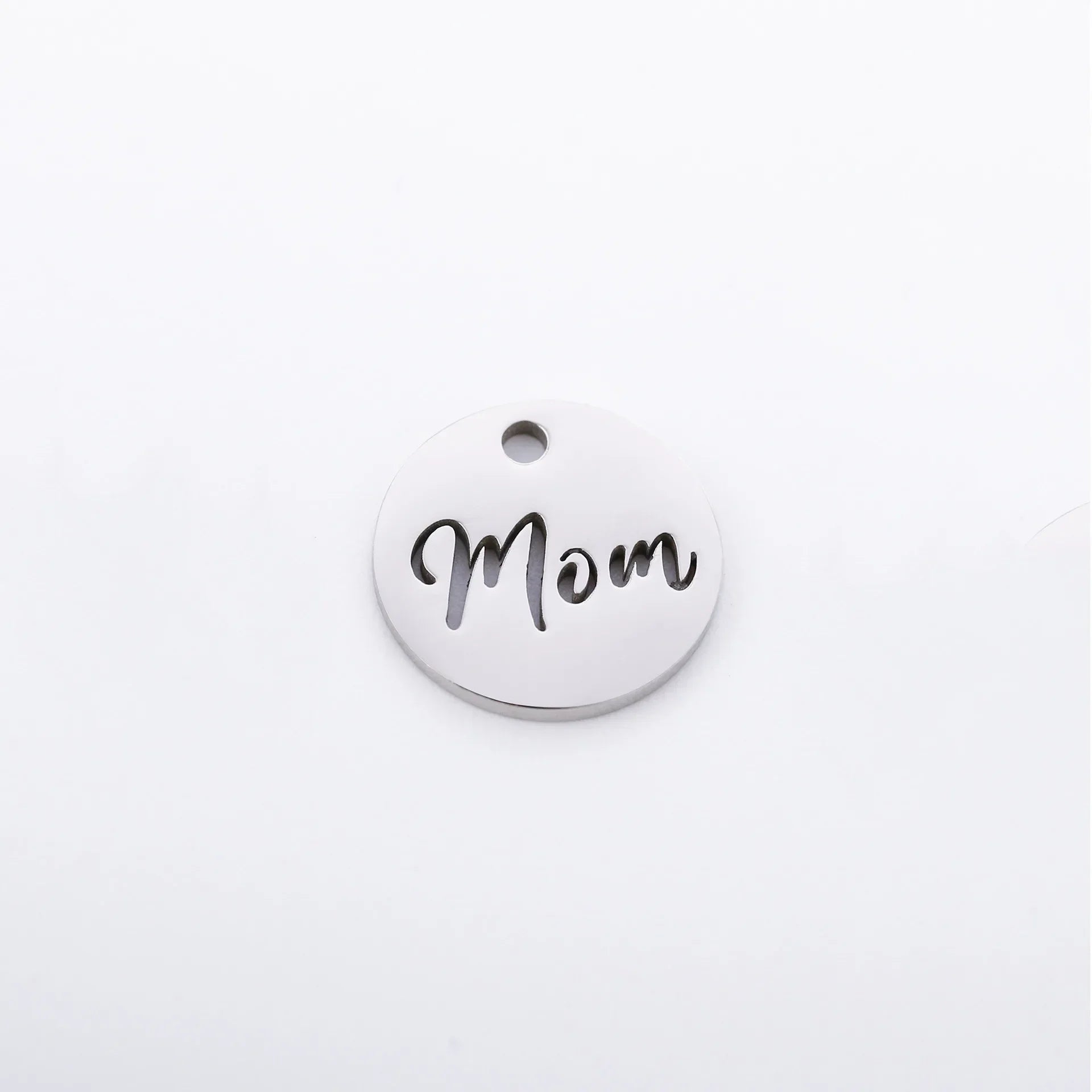 5pcs/Lot Making Mother's Day Unique Gift Pendants Stainless Steel Hollow Mom Letter Charms For Necklace Bracelet Accessories DIY