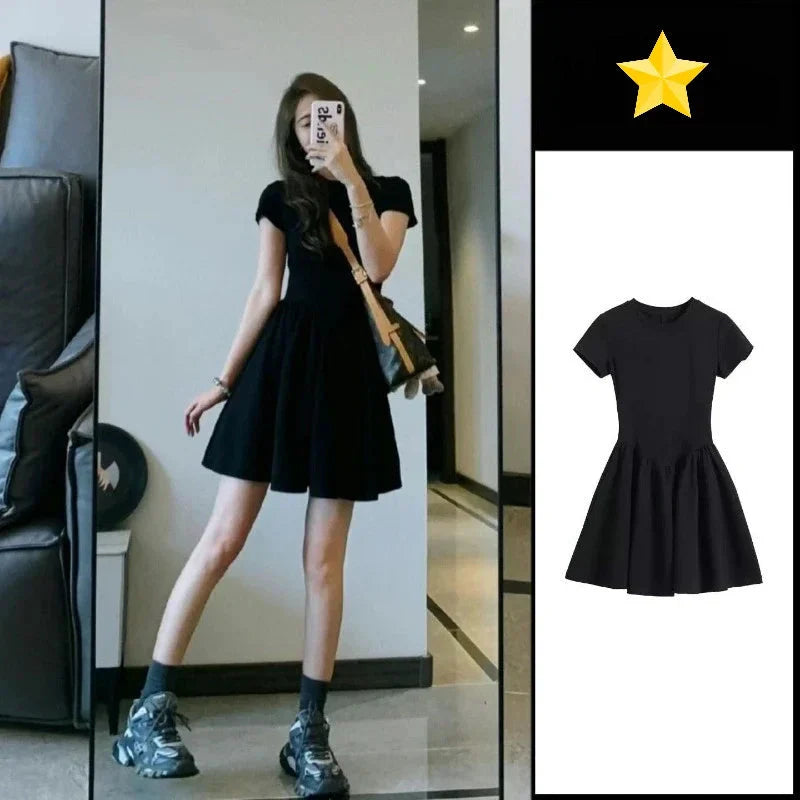 Audrey Hepburn Inspired Chic Short Sleeve Dress 2025 Summer Petite Slimming Fit Sweet-Sexy Vibe Casual Elegant Women's Fashion