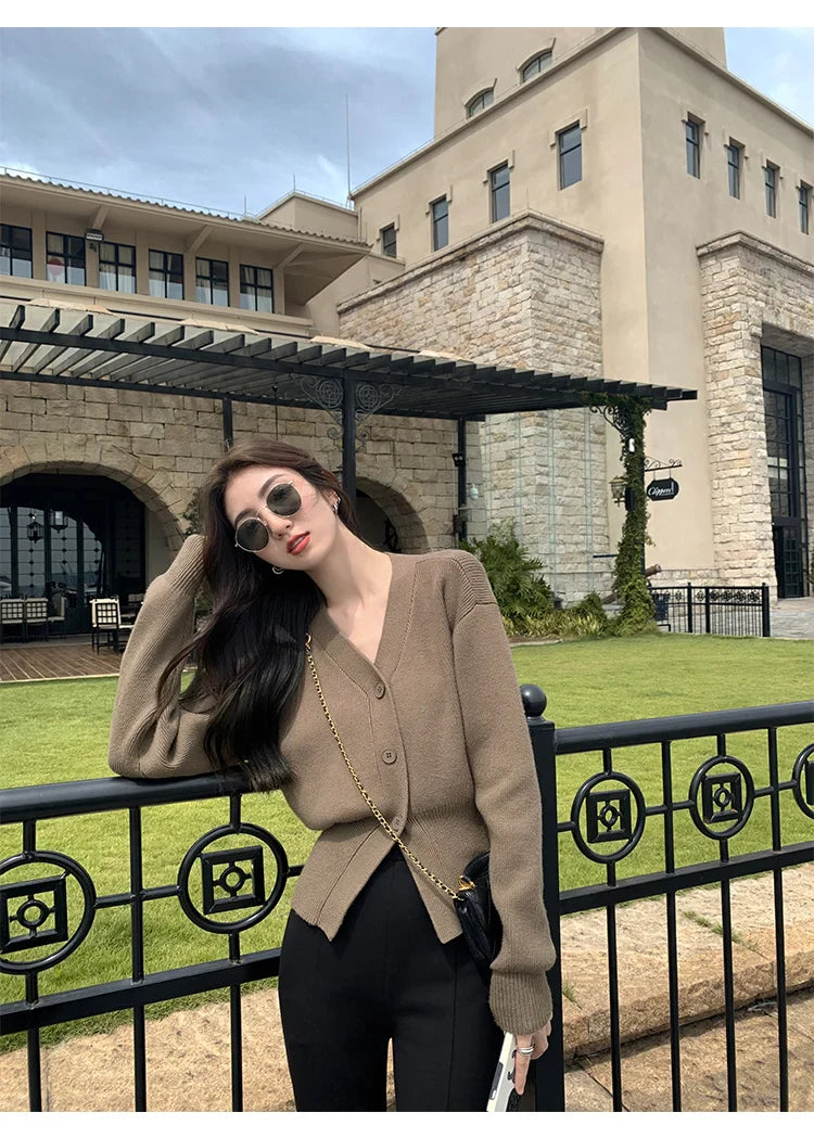 AOSSVIAO Knitted Casual Cardigan 2025 Autumn Winter Elegance Solid Color V-neck Sweater Unique and Niche Slim Fit Tops