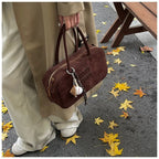 2025 new high-end luxury designer Boston handbag female niche retro fashion all-match pillow bag shoulder messenger bag trend