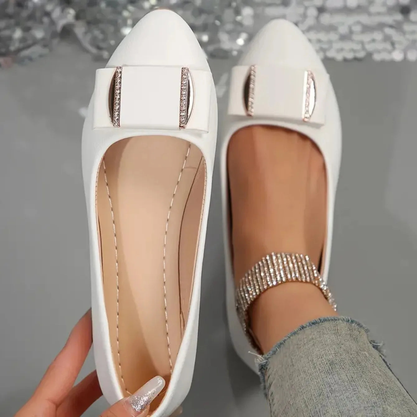 2024 Women Trend Flat New Casual Lightweight Office Dress Shoes Women Baotou Slip on Comfortable Elegant Loafers Shoes for Women