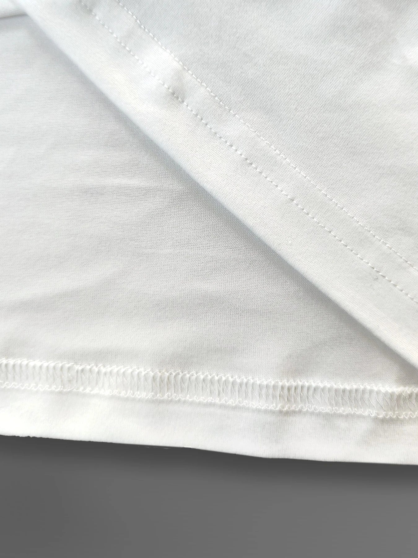 Chic Black & White Lips Graphic Tee for Women Casual Summer Short Sleeve T Shirt Stretchy Polyester Blend Machine Washable