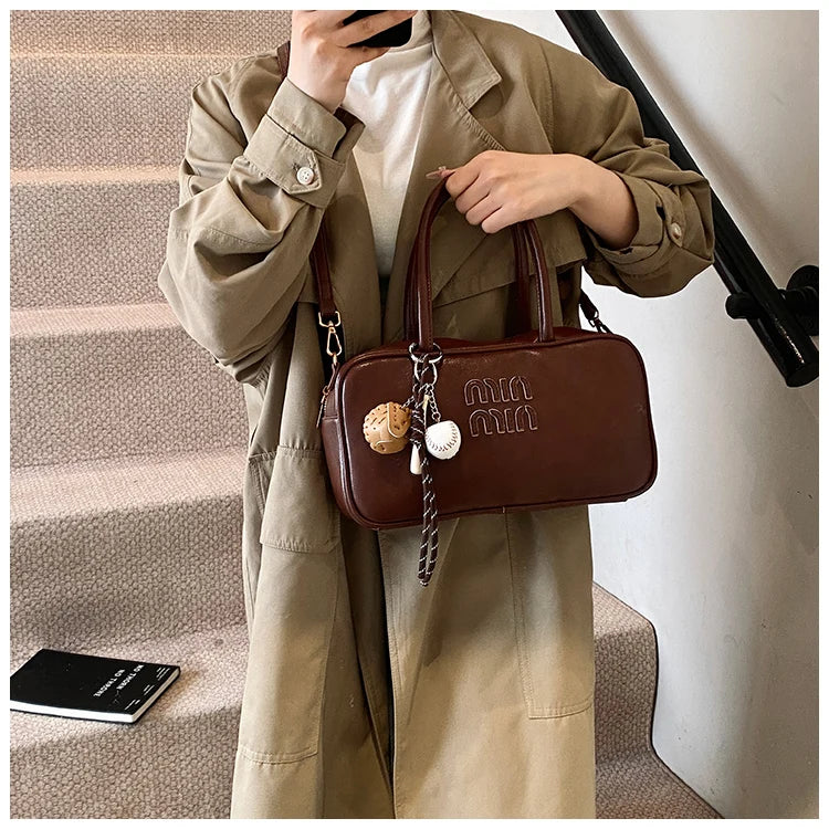 2025 new high-end luxury designer Boston handbag female niche retro fashion all-match pillow bag shoulder messenger bag trend