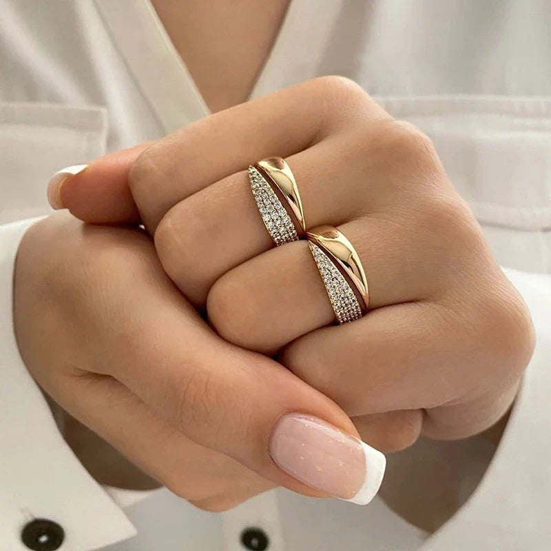 2025 New Stainless Steel 18 K Golden Plated Sun Rings for Women Natural Stone Inlaid in Hollow Metal Texture Ring Trendy Jewelry