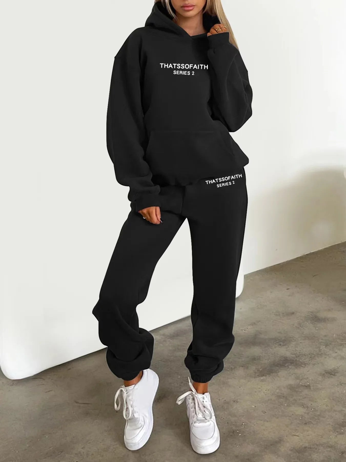 Autumn and Winter 2025 new women hooded sweatshirt + pants two-piece set, print outdoor woman pullover sportswear 2-pcs set
