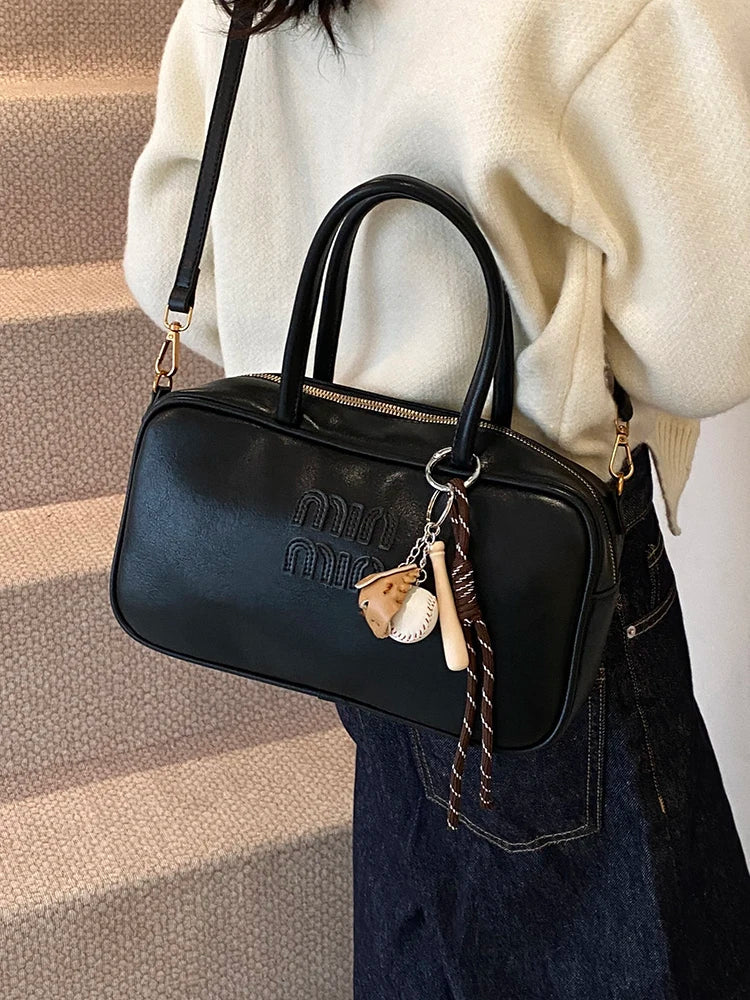 2025 new high-end luxury designer Boston handbag female niche retro fashion all-match pillow bag shoulder messenger bag trend