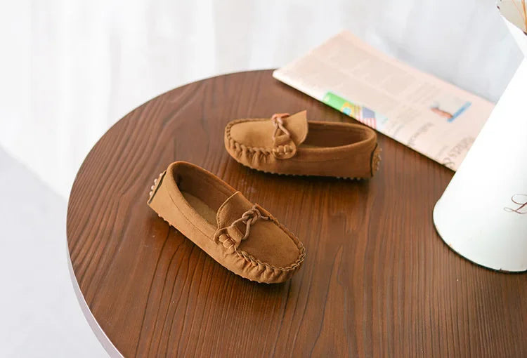 Children Loafers Shoes Boys Flat Sneakers Baby Kids Casual Shoes Toddler Girls Breathable Slip-on Shoes Soft Bottom Solid Color