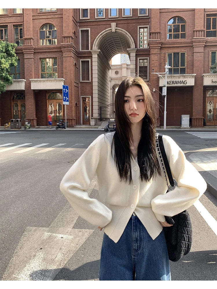 AOSSVIAO Knitted Casual Cardigan 2025 Autumn Winter Elegance Solid Color V-neck Sweater Unique and Niche Slim Fit Tops