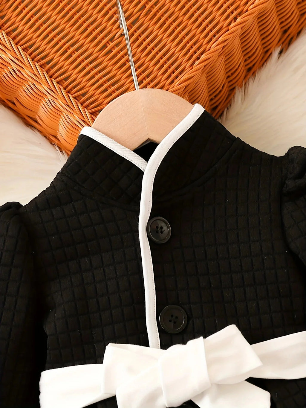 Baby Girls Fashion Autumn And Winter Thermal Belted Dress Set Princess Coat Classic Black And White Color Contrast Cardigan