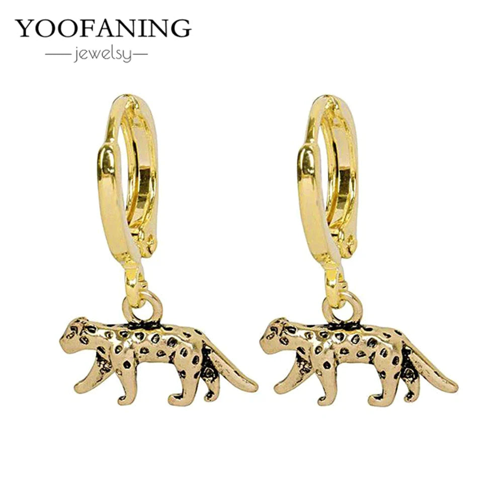 925 Sterling Silver Ear Needle Exquisite Luxury Hoop Earrings Unique Leopard Pendant Animal Design Women's Earrings Jewelry Gift