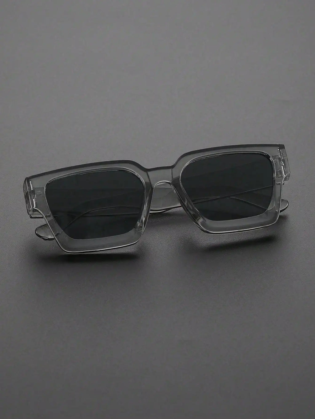 1/2 PC S Classic Fashion Square Plastic Frame Women Sunglasses For Men Daily Life Shades Eyewear Accessories.