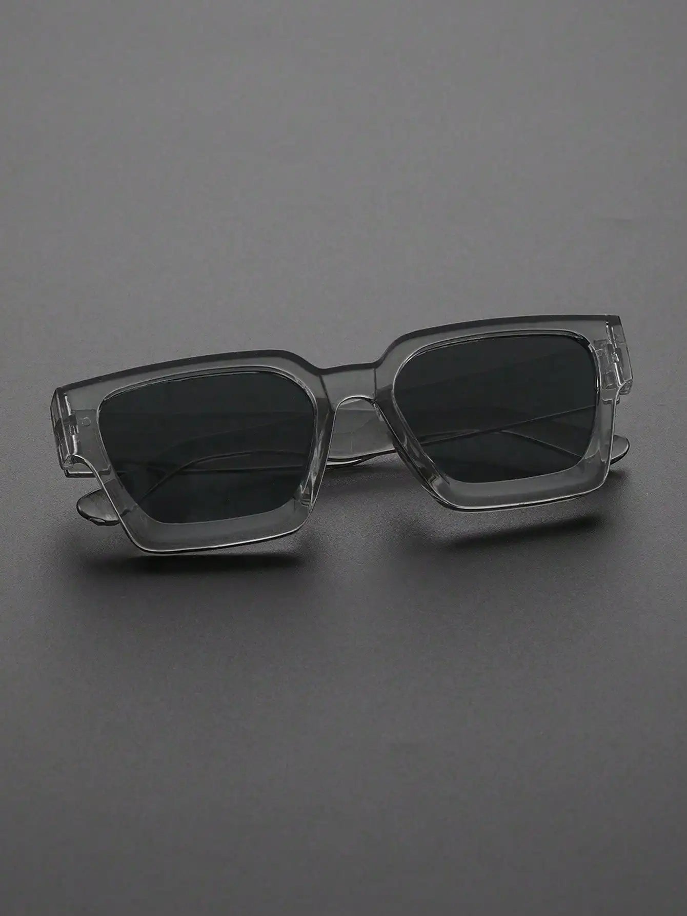 1/2 PC S Classic Fashion Square Plastic Frame Women Sunglasses For Men Daily Life Shades Eyewear Accessories.